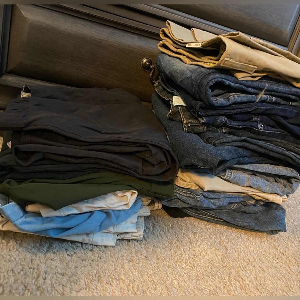 Men’s lightly used jeans and shorts